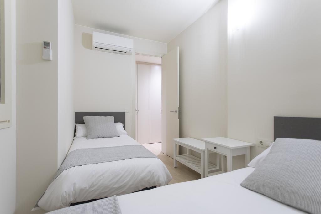 Ferienwohnung Bravissimo Cort Reial-3B Gerona Exterior foto